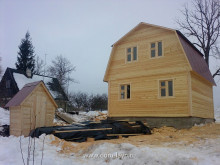 Сооружение дома из бруса